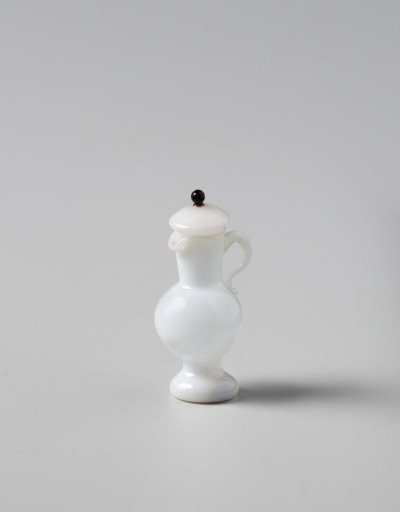 Jug with lid, painted with flower in green and red