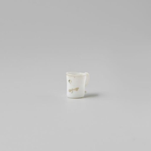Cup with handle, painted with a flower in white, red and green