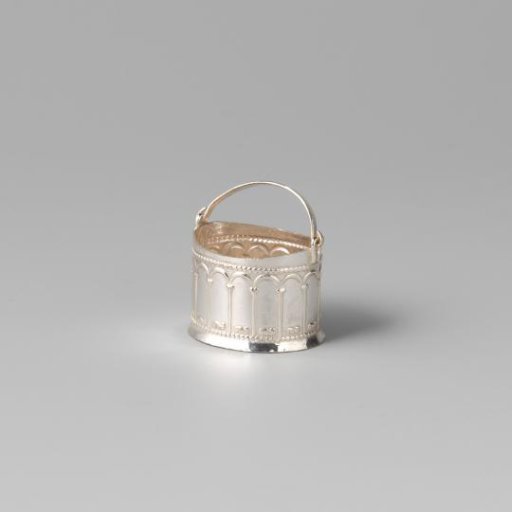 Bowl of silver