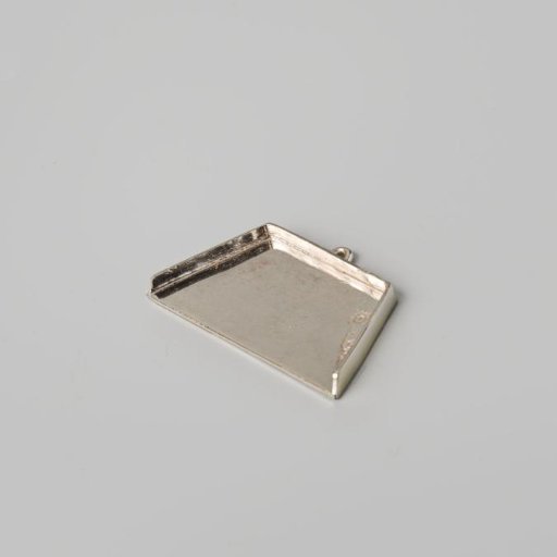 Dustpan of silver