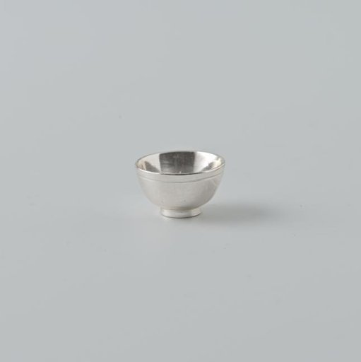 Miniature bowl
