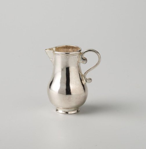 Miniature mug