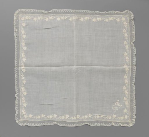 Handkerchief of batiste with embroidery of drop-shaped flowers with a fan of pointed petals attached and a border of bobbin lace with a hanging rosette flower