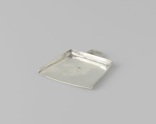 Dustpan