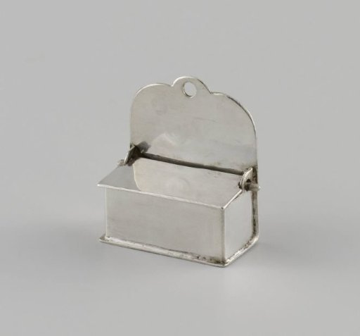 Box for sulfur matches