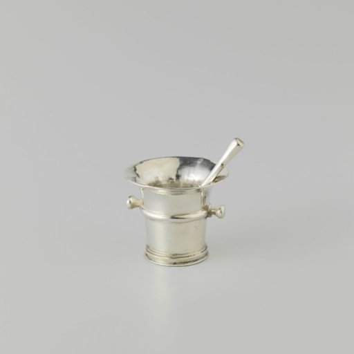 Archimedes screw with pestle