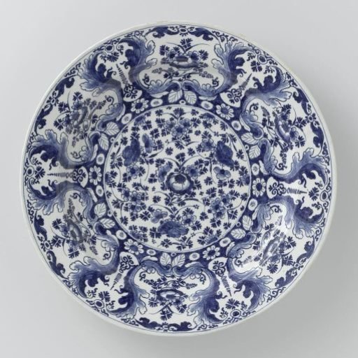 Dish of blue-painted faience
