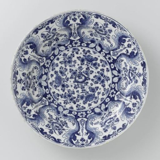 Dish of blue-painted faience