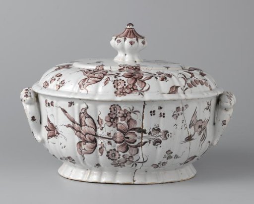Lid of a Tureen