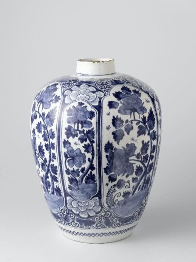 Faience lidded pot