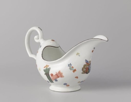 Sauceboat, Colorfully Painted with a Kakiemon Decoration and the Coat of Arms of Johann Christian Count von Hennicke (1681-1752)