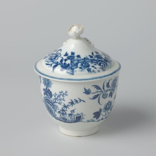 Sugar pot of Worcester porcelain