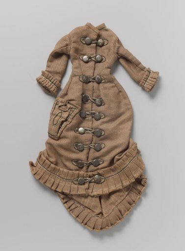 Jacket of beige wool, model: robe-princesse
