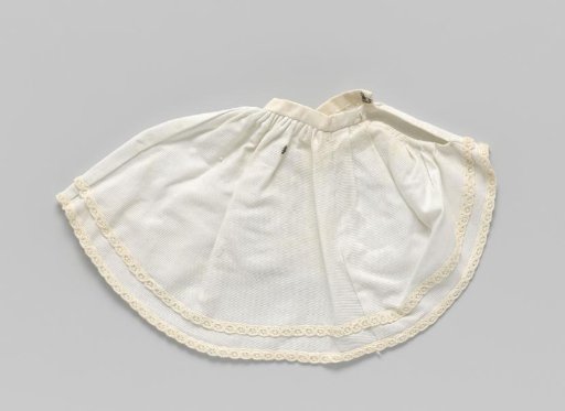 Petticoat of white cotton trimmed at the bottom with two strips of lace