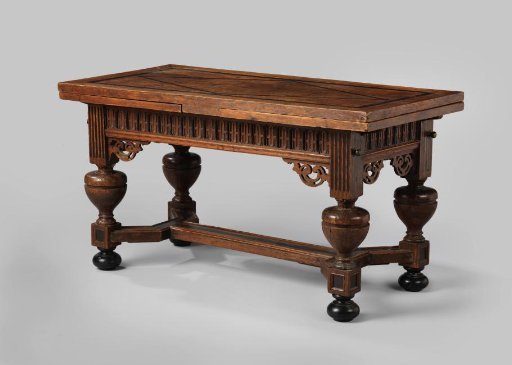 Table of oak