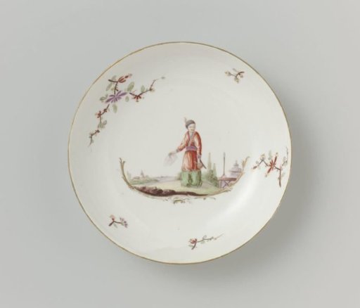 Dish, multicolored painted with chinoiserie and loose flower branches along the edges