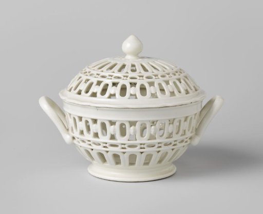 Round, white basket with lid