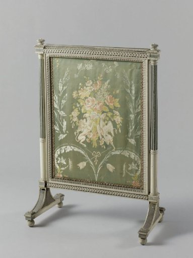 Fire screen