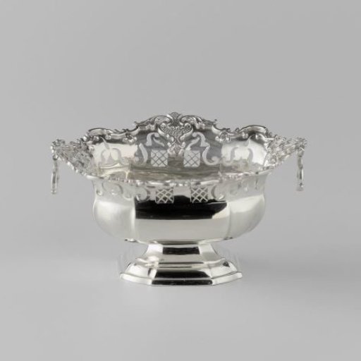 Sugar bowl in the form of a wine cooler