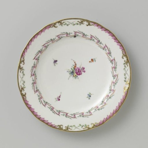 Plate, flat model, belonging to a service with a swirled ribbon motif with leafy branches, floral bouquets and scattered flower branches