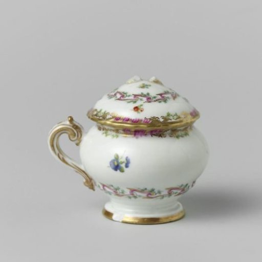 Paste pot, round, with lid and handle, belonging to a service with a swirled ribbon motif with leafy branches, floral bouquets and scattered flower branches