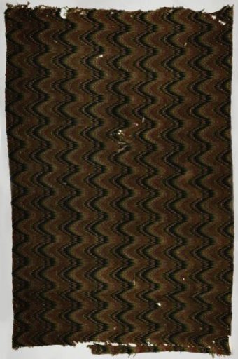 Wall covering of linen with wool embroidery, point de Hongrie