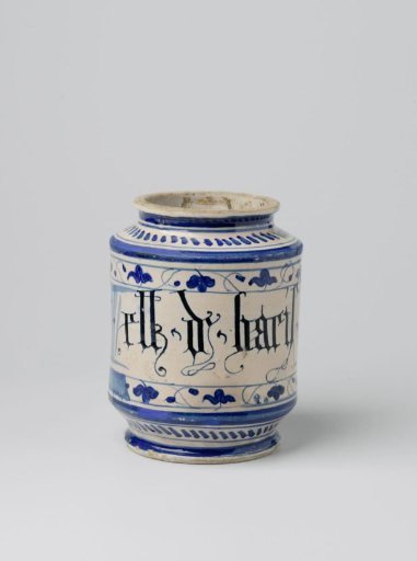 Albarello with inscription: "ELK DE HARIS T"