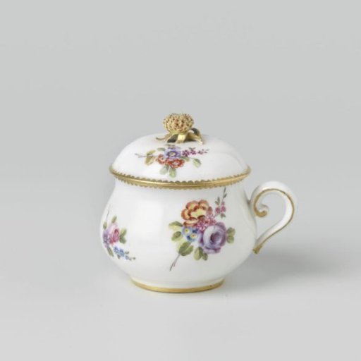 Covered pot with bouquets