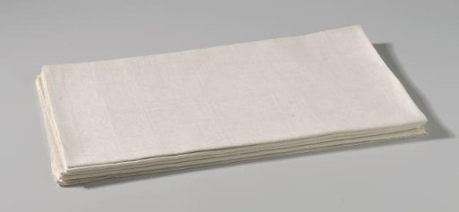 Tablecloth with the Plus Oultre pattern