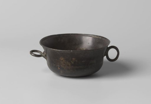 Tin bowl with ring-shaped handles