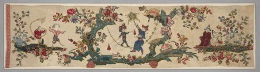 Lambrequin or fragment with chinoiserie in silk appliqué