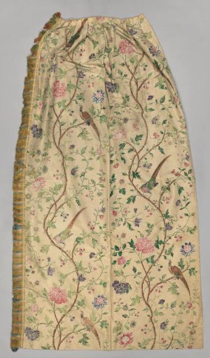 Curtain of Painted Silk Decorated with Flowers and Birds