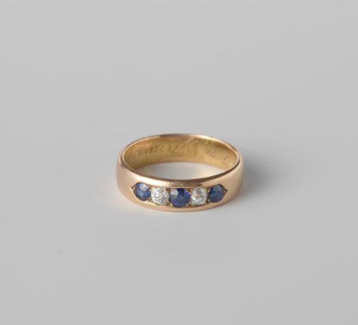 Gold ring