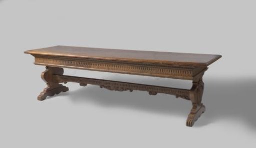 Cheek table with the coat of arms of the Piccolomini family