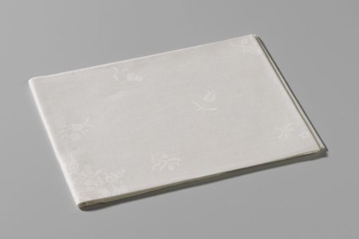 Napkin with the Van der Dussen family coat of arms