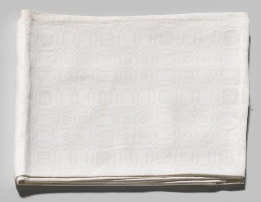Napkin with a pelican pattern