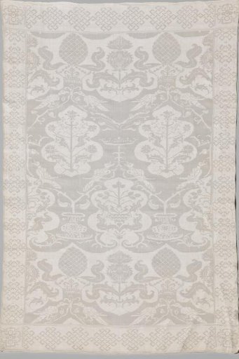 Napkin with possibly English emblems