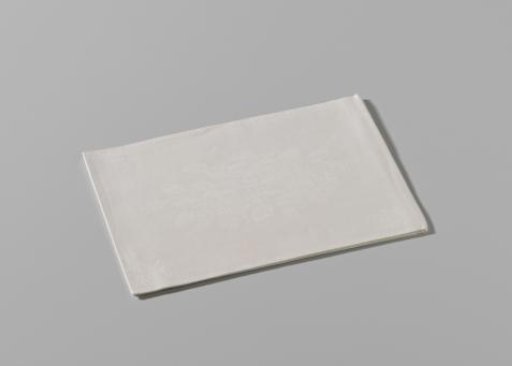 Napkin with roses and forget-me-nots