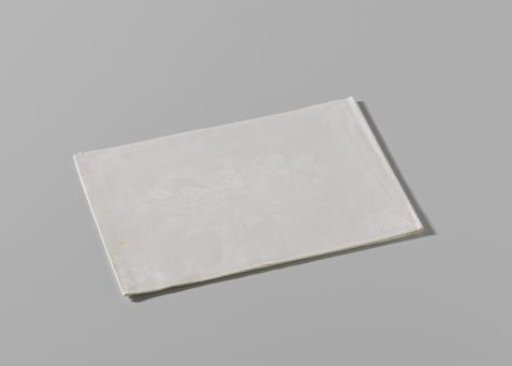 Napkin with roses and forget-me-nots