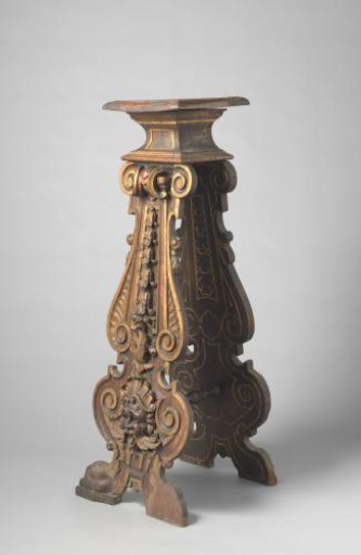Pedestal of partially gilded walnut