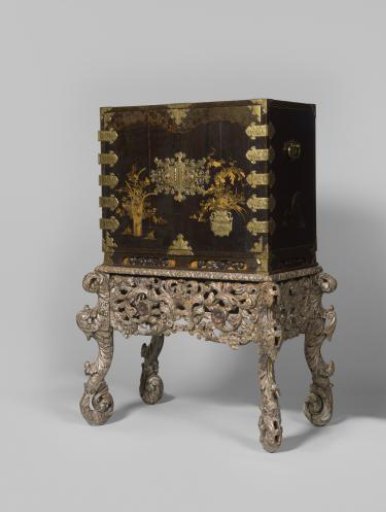 Japanese lacquer chest