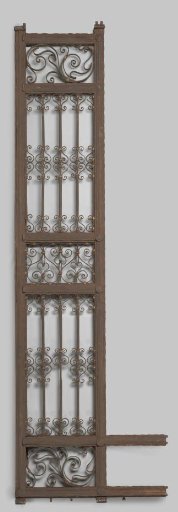 Side panel of wrought iron and gate elements, decorated with heart-shaped composite volutes. Finials in the form of a point with S-volutes. From the Mannheimer collection.