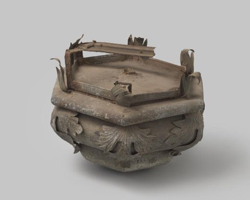 Lantern, underside
