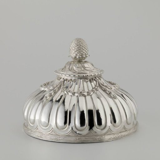 Silver lid