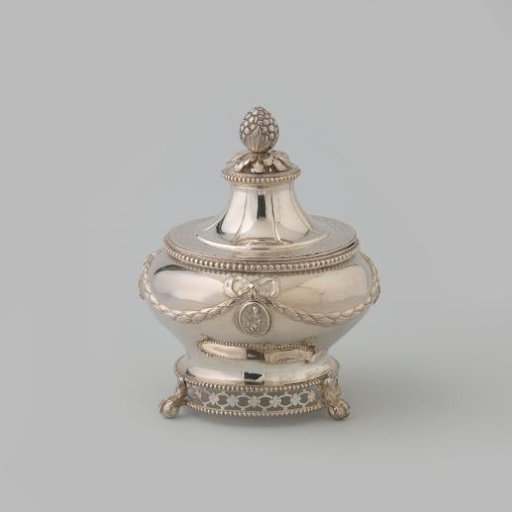 Lid of a Round Tobacco Pot, Decorated with Applied Garlands and Medallions