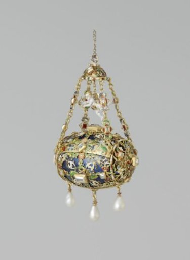 Pendant in the shape of a censer
