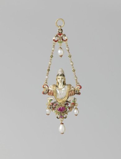 Pendant with Minerva
