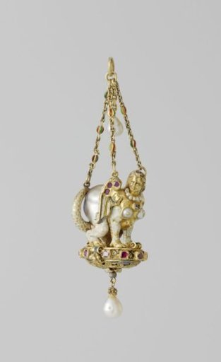 Pendant in the shape of a sphinx