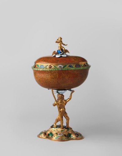 Coupe of red-brown mottled chalcedony with a gold foot