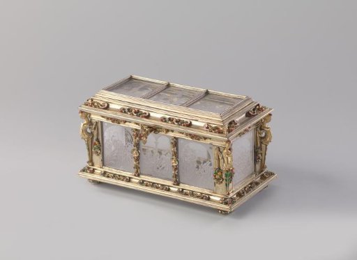 Jewellery box consisting of thirteen rectangular plates of rock crystal in a gilt silver mount with applied enamelled scrollwork motifs. Female herms at the corners. In relief carving, the Passion of Christ